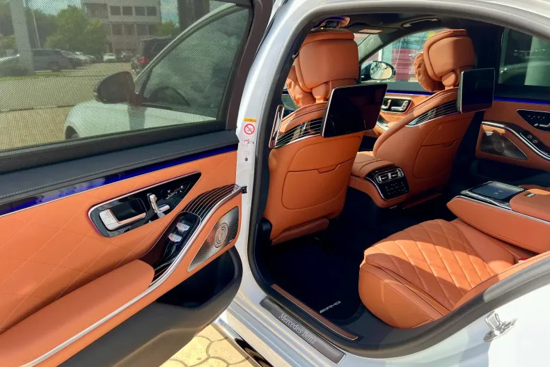 Mercedes-Benz S din 2024 cu 5.000 km - oferta MER123408 - foto 16