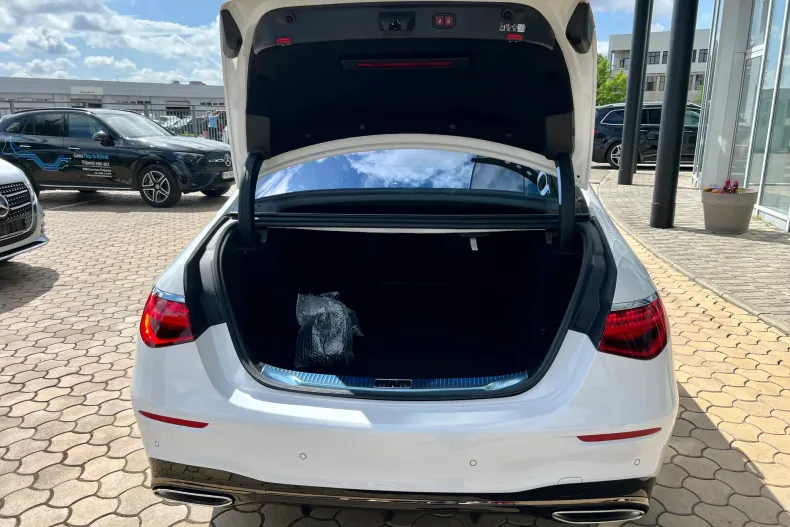Mercedes-Benz S din 2024 cu 5.000 km - oferta MER123408 - foto 17