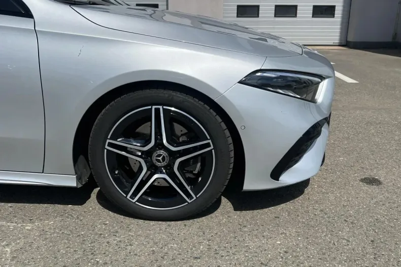 Mercedes-Benz A din 2023 cu 18.408 km - oferta MER123410 - foto 16