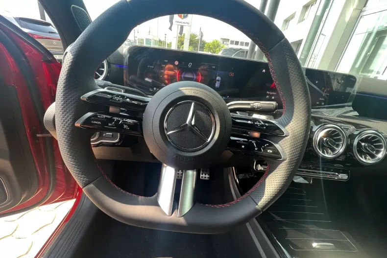 Mercedes-Benz A din 2023 cu 5.000 km - oferta MER123416 - foto 13