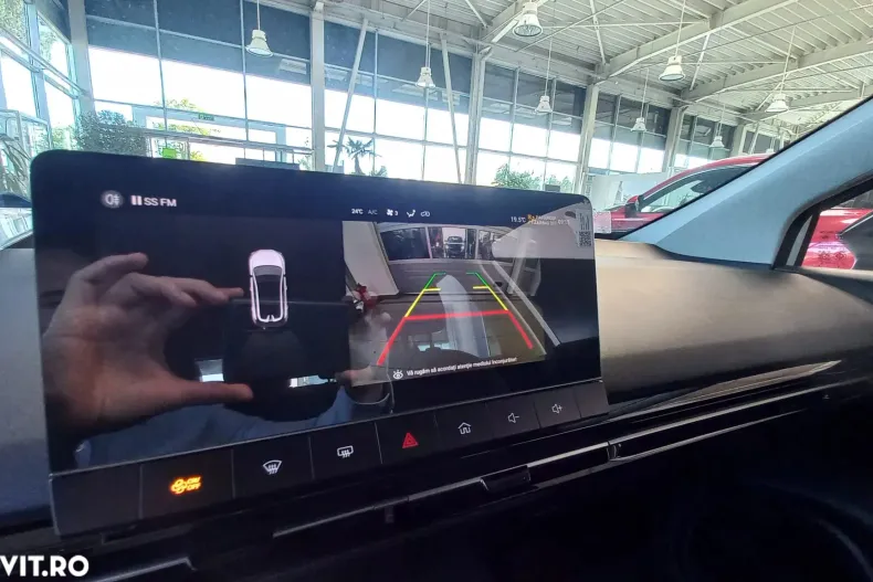 MG MG4 din 2024 cu 5 km - oferta MG0123443 - foto 9