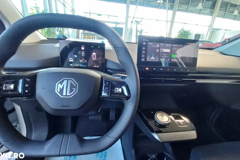 MG MG4 din 2024 cu 5 km - oferta MG0123443 - foto 10
