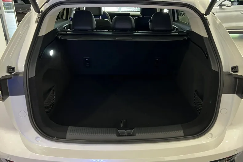 MG HS din 2024 cu 1 km - oferta MG0123444 - foto 9