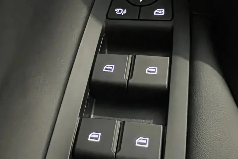 MG HS din 2024 cu 1 km - oferta MG0123444 - foto 16