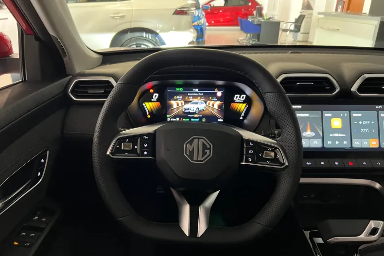 MG ZS HEV din 2025 cu 1 km - oferta MG0123448 - foto 11