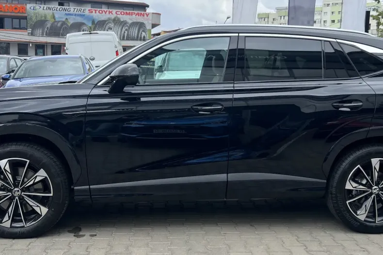 MG HS din 2025 cu 1 km - oferta MG0123452 - foto 3