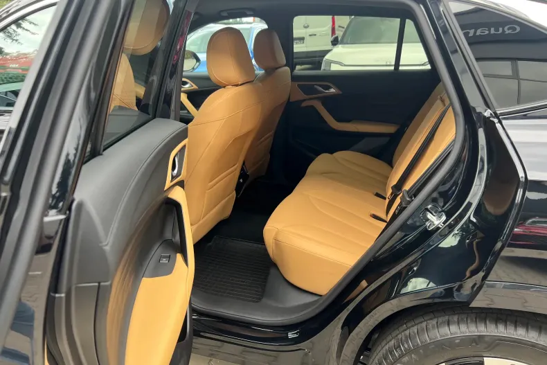 MG HS din 2025 cu 1 km - oferta MG0123452 - foto 9