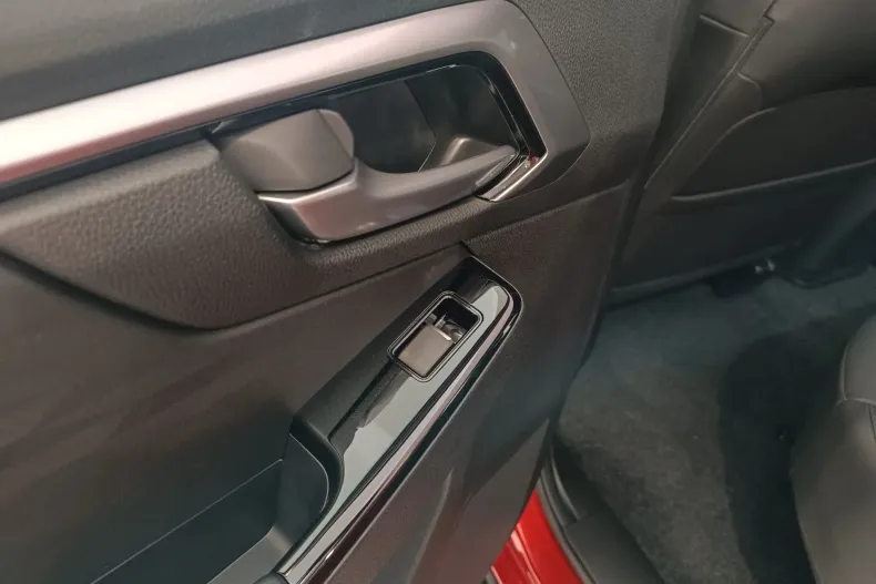 Isuzu D-Max din 2025 cu 1 km - oferta ISU123455 - foto 24