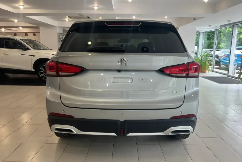 MG ZS din 2024 cu 1 km - oferta MG0123456 - foto 4