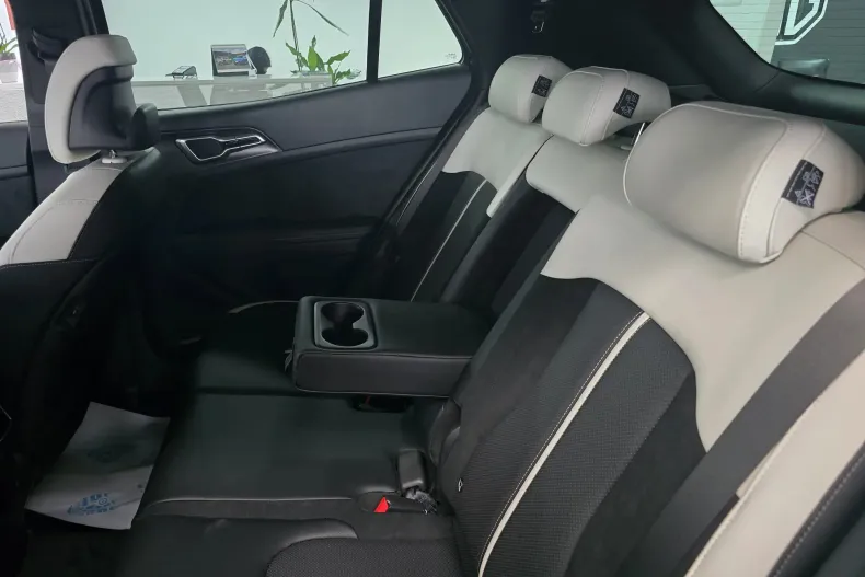 Kia Sportage din 2025 cu 1 km - oferta KIA123457 - foto 13