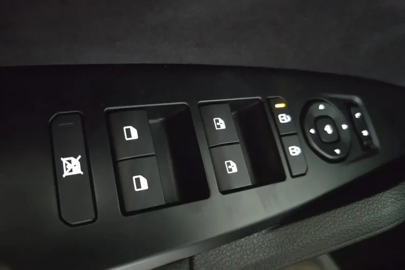 Kia Sportage din 2025 cu 1 km - oferta KIA123457 - foto 17