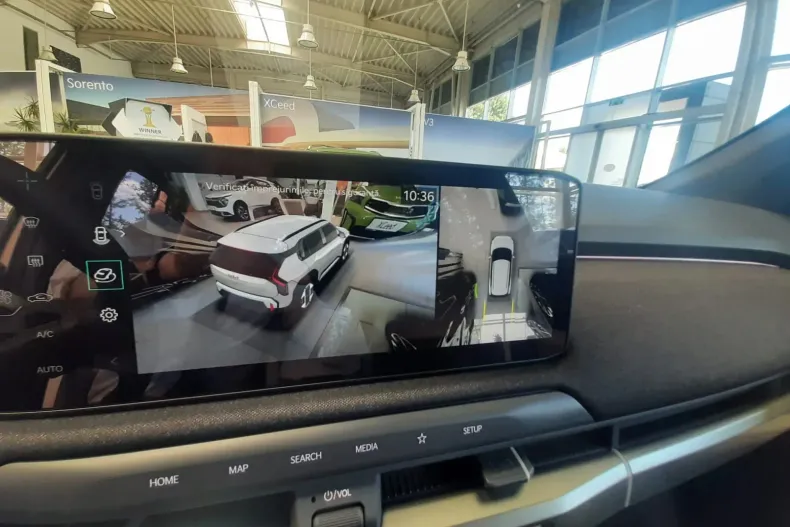 Kia EV3 din 2024 cu 1 km - oferta KIA123458 - foto 22