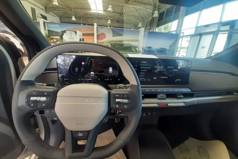 Kia EV3 din 2024 cu 1 km - oferta KIA123458 - foto 24