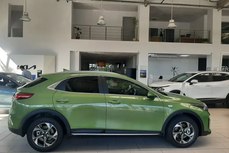 Kia XCeed din 2024 cu 1 km - oferta KIA123460 - foto 6