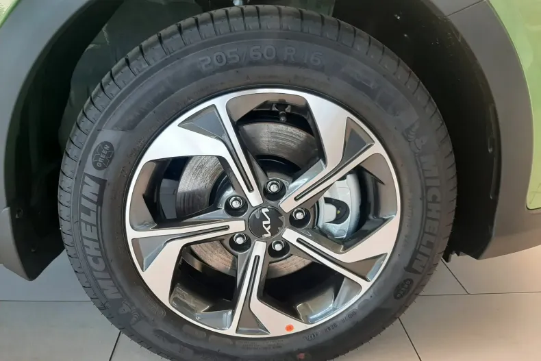 Kia XCeed din 2024 cu 1 km - oferta KIA123460 - foto 8