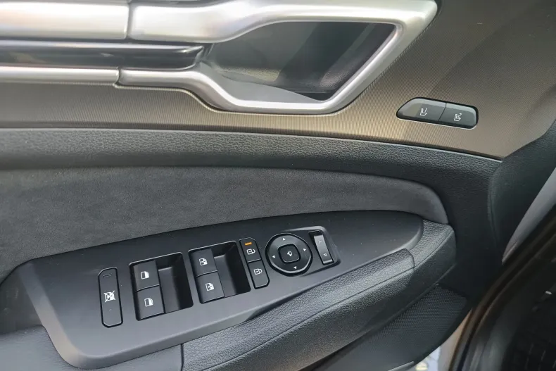 Kia Sportage din 2025 cu 9 km - oferta KIA123462 - foto 8