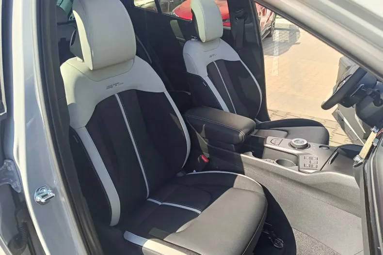 Kia Sportage din 2025 cu 9 km - oferta KIA123462 - foto 24