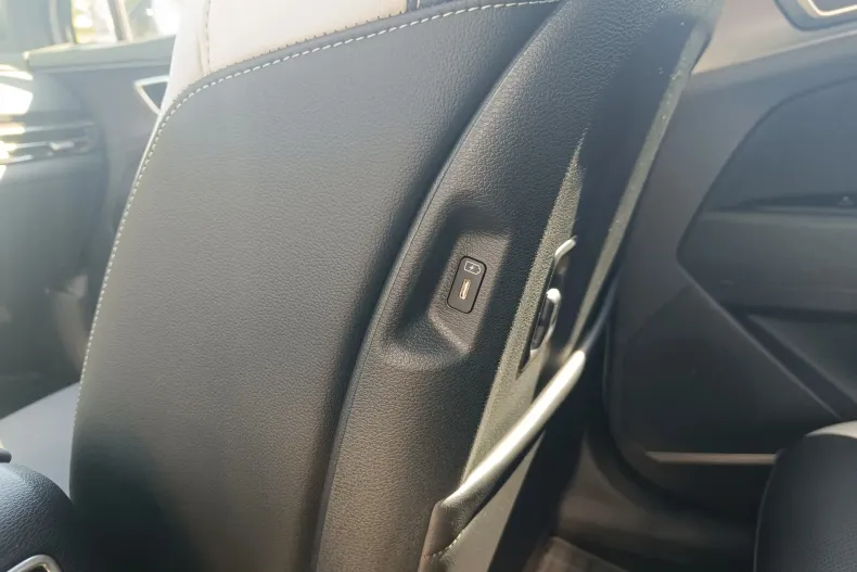 Kia Sportage din 2025 cu 9 km - oferta KIA123462 - foto 30