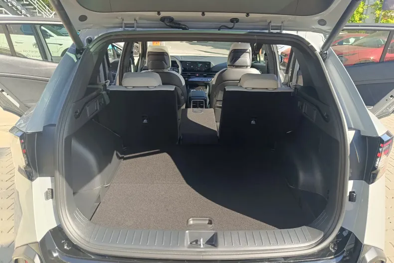 Kia Sportage din 2025 cu 9 km - oferta KIA123462 - foto 32