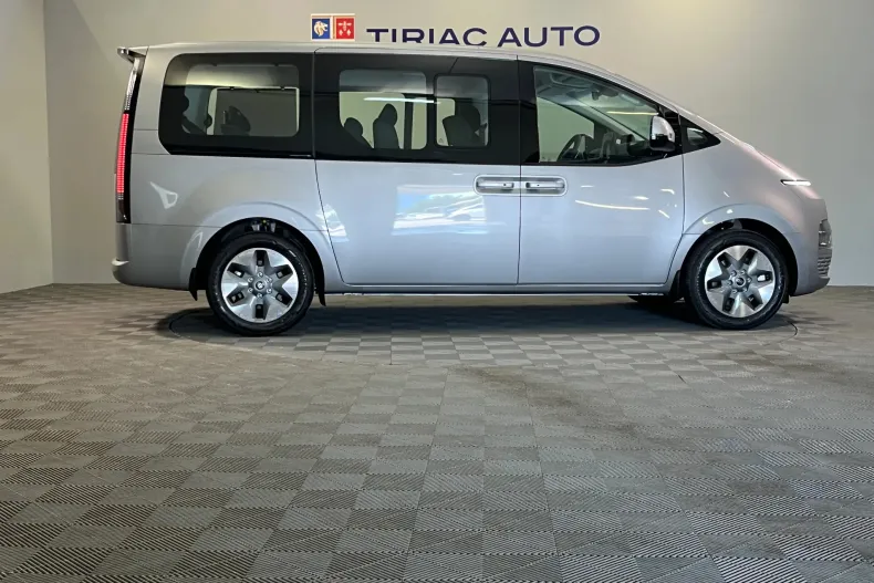 Hyundai STARIA din 2025 cu 8 km - oferta HYU123490 - foto 7