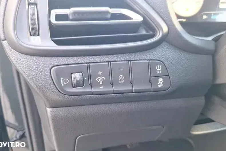 Hyundai i30 din 2025 cu 8 km - oferta HYU123495 - foto 20