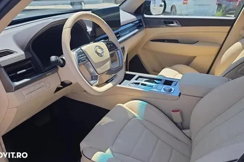 Ssangyong REXTON din 2025 cu 250 km - oferta SSA123501 - foto 9