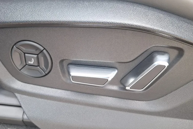 Audi Q7 din 2024 cu 22.524 km - oferta AUD123516 - foto 8