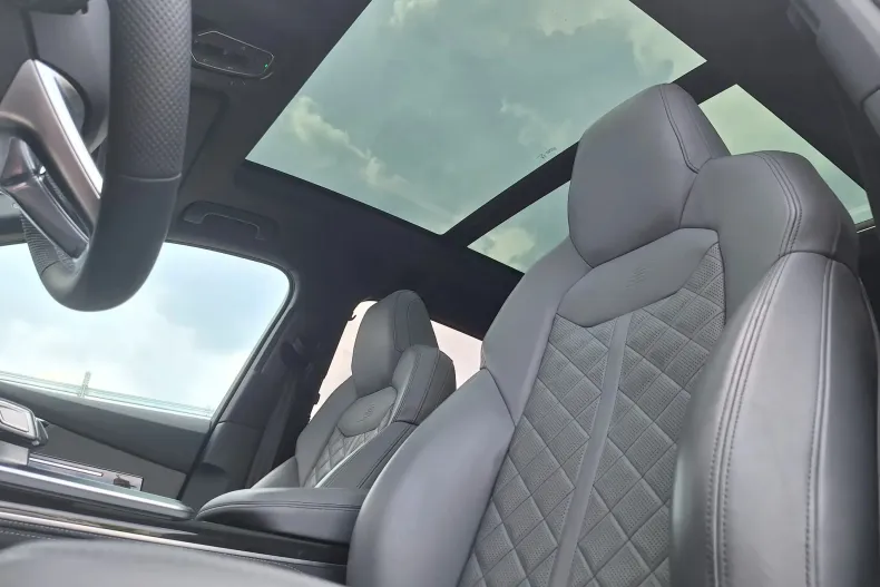 Audi Q7 din 2024 cu 22.524 km - oferta AUD123516 - foto 10