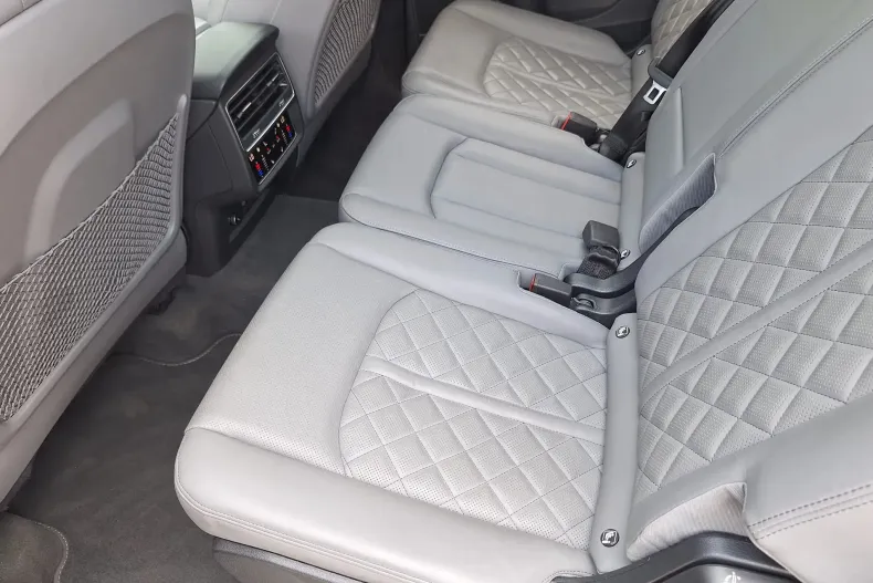 Audi Q7 din 2024 cu 22.524 km - oferta AUD123516 - foto 15