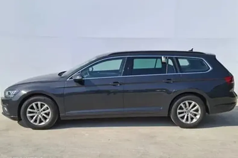 Volkswagen Passat din 2022 cu 92.804 km - oferta VOL123519 - foto 2