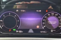 Volkswagen Golf din 2023 cu 48.317 km - oferta VOL123523 - foto 13