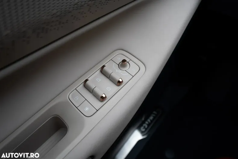 Lynk&Co 08 din 2025 cu 10 km - oferta LYN123556 - foto 18