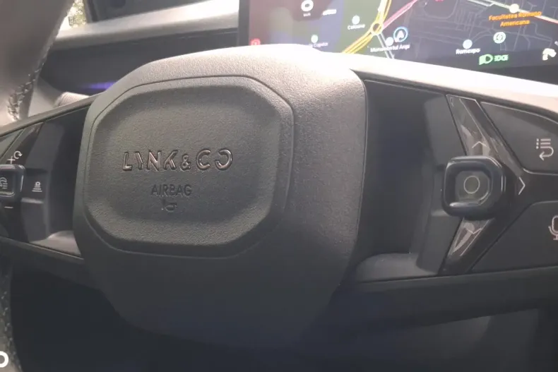 Lynk&Co 02 din 2024 cu 5.332 km - oferta LYN123558 - foto 13