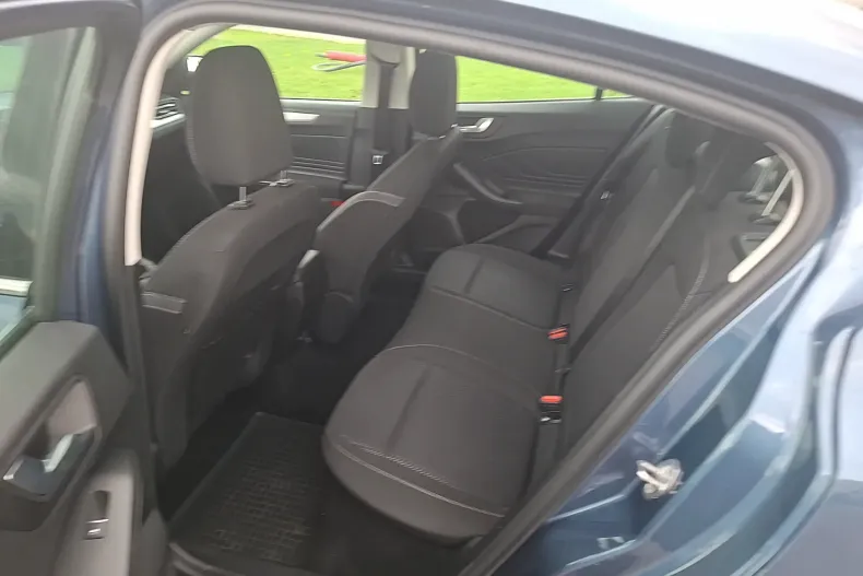 Ford Focus din 2019 cu 73.027 km - oferta FOR123563 - foto 11