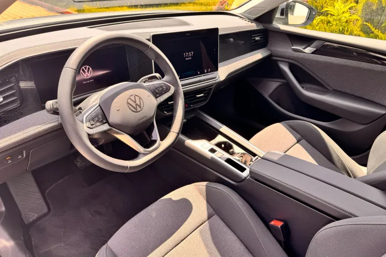 Volkswagen Passat din 2024 cu 1 km - oferta VOL123566 - foto 6