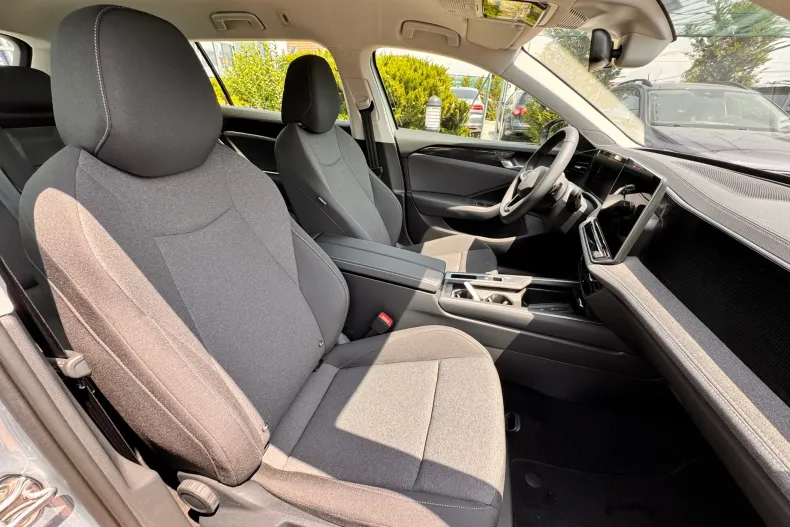 Volkswagen Passat din 2024 cu 1 km - oferta VOL123566 - foto 7