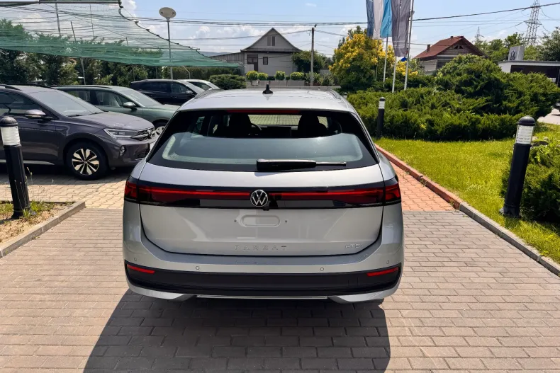 Volkswagen Passat din 2024 cu 1 km - oferta VOL123566 - foto 9