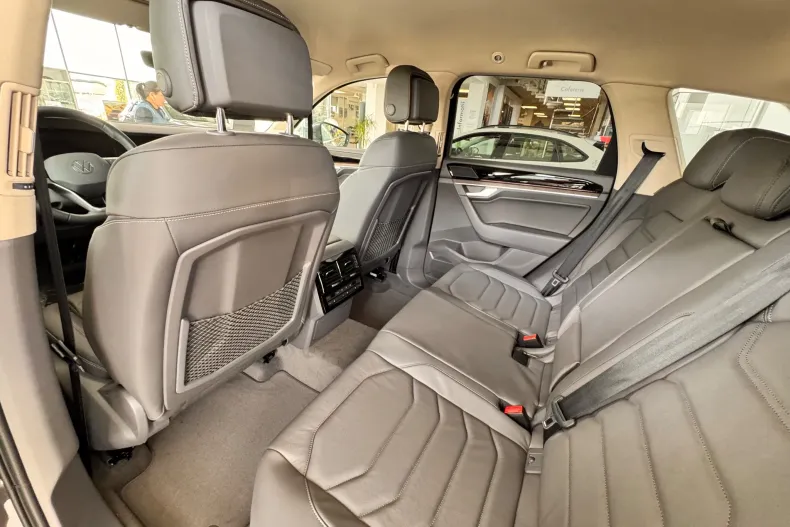 Volkswagen Touareg din 2025 cu 1 km - oferta VOL123569 - foto 11