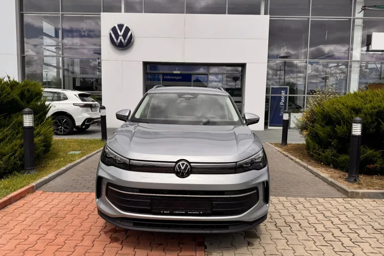 Volkswagen Tiguan din 2024 cu 1 km - oferta VOL123572 - foto 3