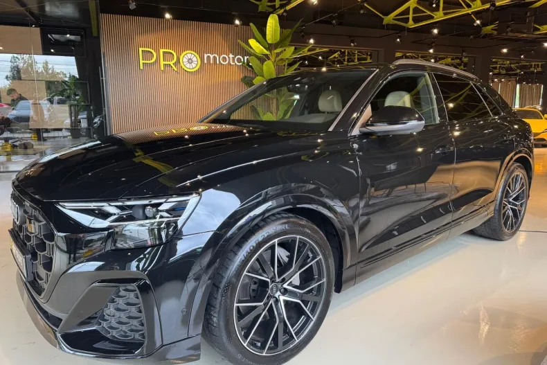 Audi Q8 din 2025 cu 19.100 km - oferta AUD123575 - foto 2