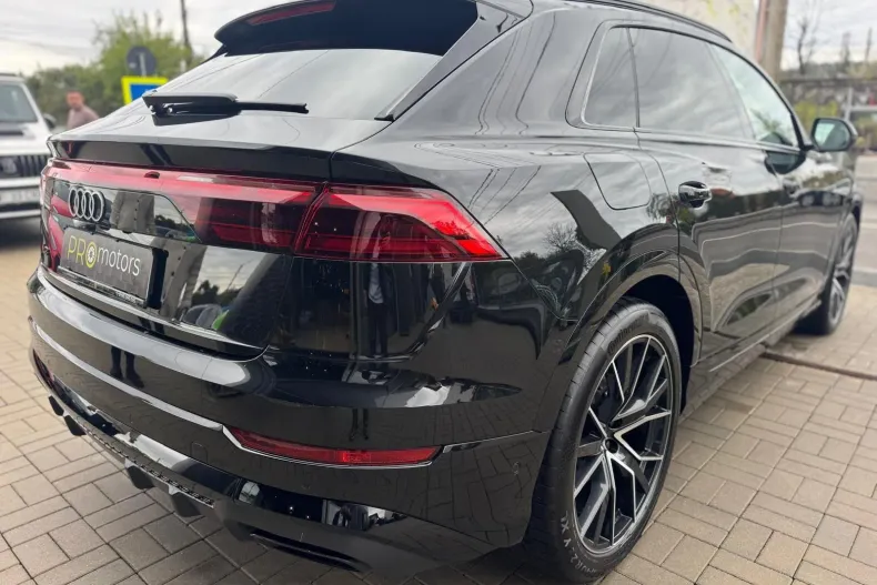 Audi Q8 din 2025 cu 19.100 km - oferta AUD123575 - foto 12
