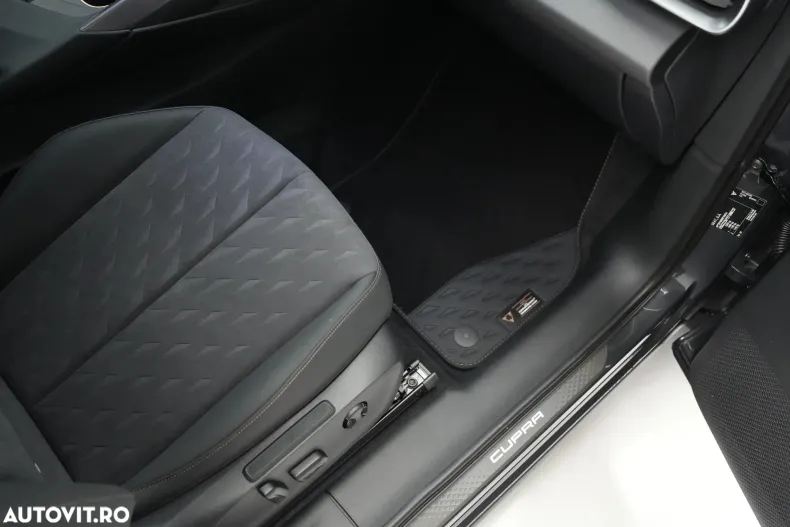 Cupra Terramar din 2025 cu 38 km - oferta CUP123597 - foto 30