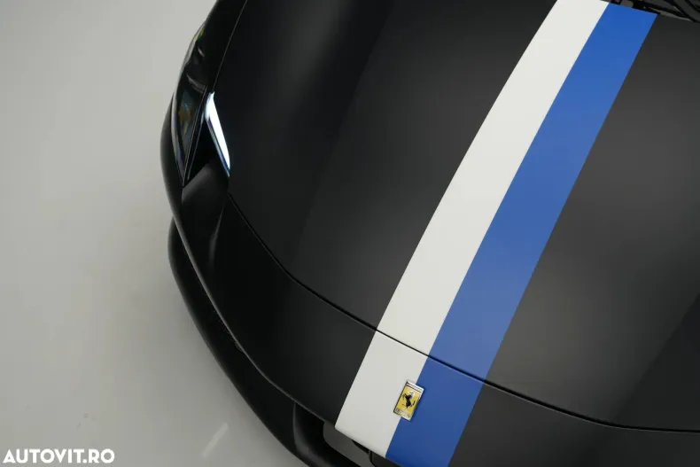 Ferrari 296 GTS din 2025 cu 54 km - oferta FER123602 - foto 4