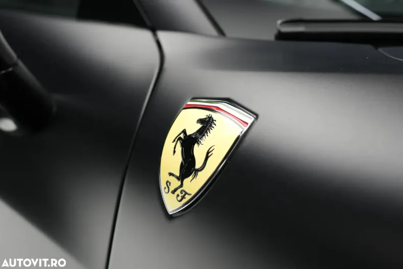 Ferrari 296 GTS din 2025 cu 54 km - oferta FER123602 - foto 8