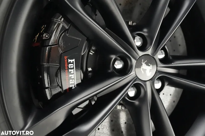 Ferrari 296 GTS din 2025 cu 54 km - oferta FER123602 - foto 9