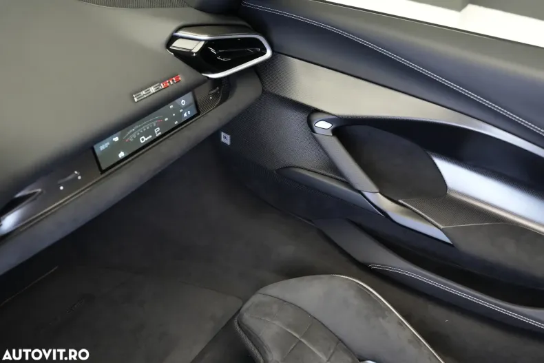 Ferrari 296 GTS din 2025 cu 54 km - oferta FER123602 - foto 28