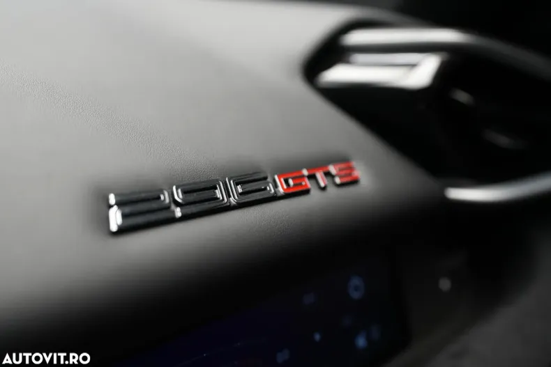 Ferrari 296 GTS din 2025 cu 54 km - oferta FER123602 - foto 33