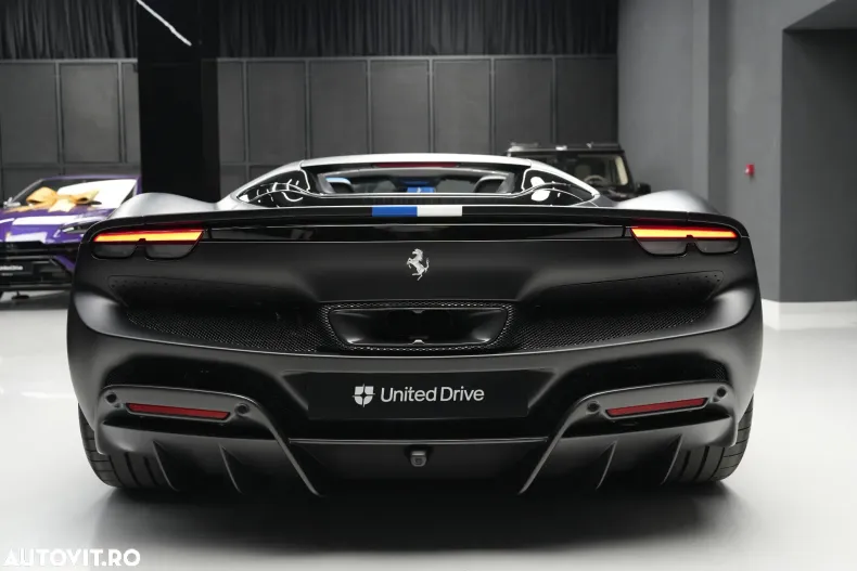 Ferrari 296 GTS din 2025 cu 54 km - oferta FER123602 - foto 36