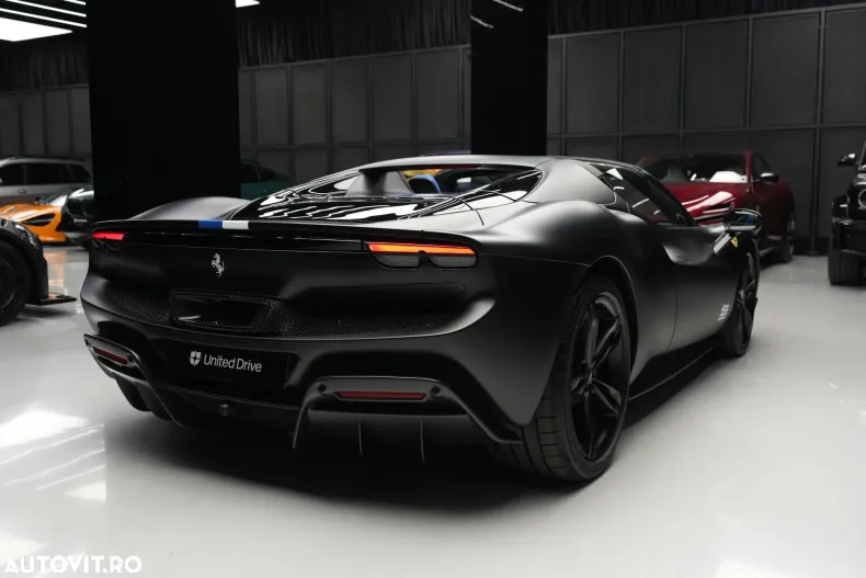 Ferrari 296 GTS din 2025 cu 54 km - oferta FER123602 - foto 37