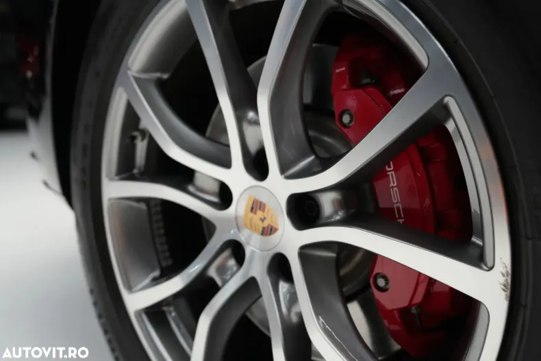 Porsche Cayenne din 2023 cu 13.811 km - oferta POR123619 - foto 6
